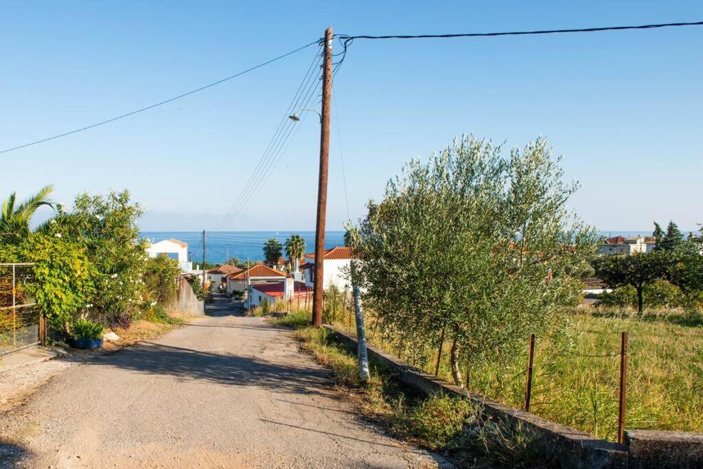Όμορφο Παραθασυγκρότημα Ενοικιαζόμενων Καταλυμάτων Ως Ολόκληρος Χώρος - Chrani, Ελλάδαλάσσιο Διαμέρισμα Exterior photo